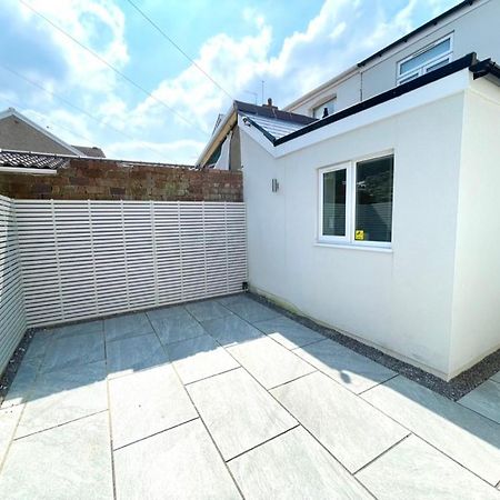 Luxury Porthcawl Large Spacious 2 Bedroom Apt, Garden, Prime Location מראה חיצוני תמונה